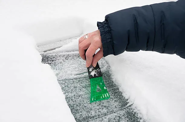 Ice Scraper 18X7cm