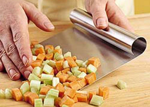 Kitchen Multipurpose Scraper and Chopper